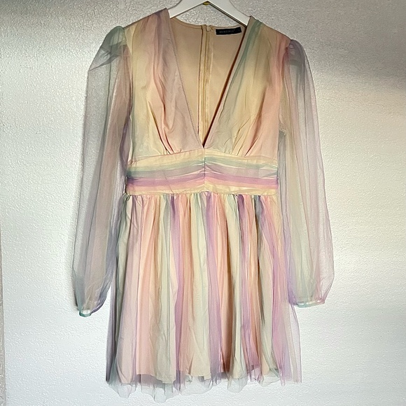 Deep V-Neck Long Puff Sleeve Pastel Dress Size Large | Coquette, Regencycore - Picture 1 of 9